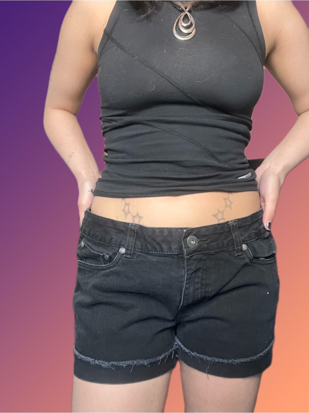 Classic Black Denim: Everyday Cool 👖😍 size 9